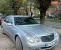 Серый Мерседес Е-Класс, объемом двигателя 2.15 л и пробегом 392 тыс. км за 8200 $, фото 1 на Automoto.ua