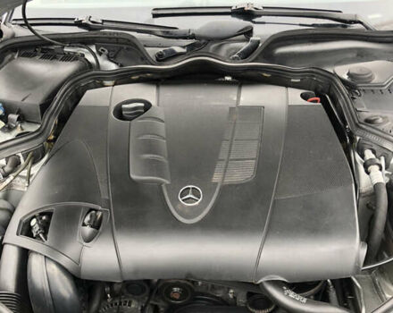 Сірий Мерседес Е-Клас, об'ємом двигуна 2.15 л та пробігом 295 тис. км за 8350 $, фото 10 на Automoto.ua
