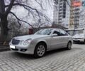 Серый Мерседес Е-Класс, объемом двигателя 2.1 л и пробегом 300 тыс. км за 8800 $, фото 6 на Automoto.ua