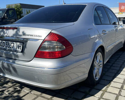 Сірий Мерседес Е-Клас, об'ємом двигуна 1.8 л та пробігом 151 тис. км за 9600 $, фото 6 на Automoto.ua