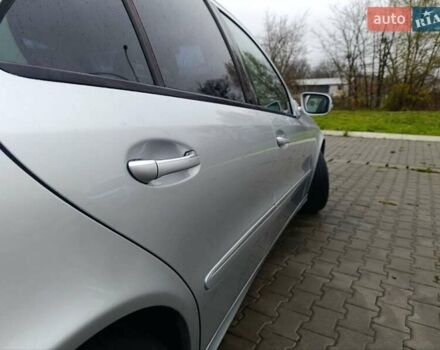 Серый Мерседес Е-Класс, объемом двигателя 2.99 л и пробегом 399 тыс. км за 9500 $, фото 59 на Automoto.ua