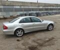 Серый Мерседес Е-Класс, объемом двигателя 3 л и пробегом 175 тыс. км за 8000 $, фото 5 на Automoto.ua