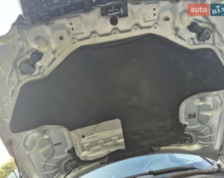 Серый Мерседес Е-Класс, объемом двигателя 1.8 л и пробегом 219 тыс. км за 10500 $, фото 32 на Automoto.ua