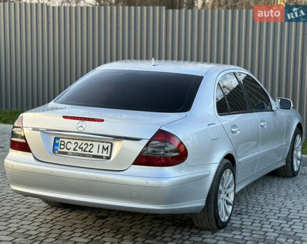 Сірий Мерседес Е-Клас, об'ємом двигуна 2.2 л та пробігом 295 тис. км за 9999 $, фото 110 на Automoto.ua