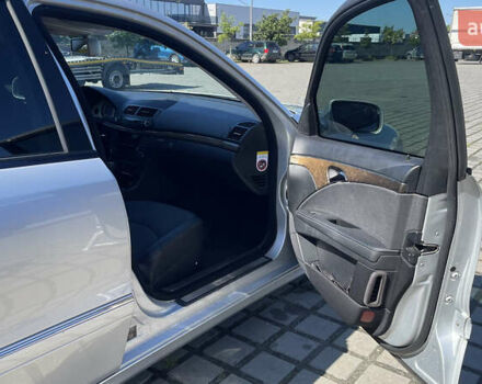 Сірий Мерседес Е-Клас, об'ємом двигуна 1.8 л та пробігом 151 тис. км за 9600 $, фото 15 на Automoto.ua