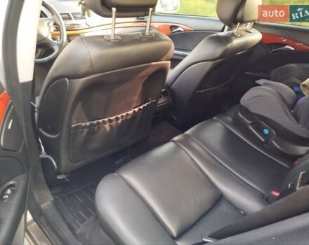 Серый Мерседес Е-Класс, объемом двигателя 2.2 л и пробегом 370 тыс. км за 8700 $, фото 8 на Automoto.ua