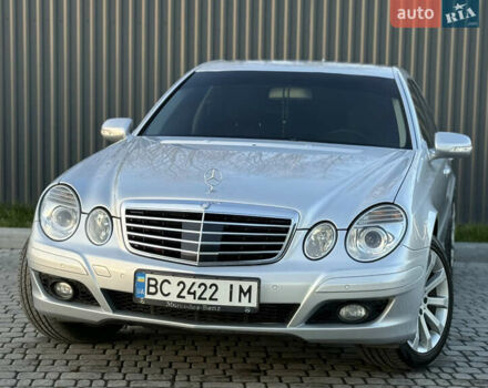 Сірий Мерседес Е-Клас, об'ємом двигуна 2.2 л та пробігом 295 тис. км за 9999 $, фото 4 на Automoto.ua