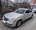 Серый Мерседес Е-Класс, объемом двигателя 2.1 л и пробегом 300 тыс. км за 8800 $, фото 5 на Automoto.ua