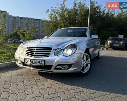 Серый Мерседес Е-Класс, объемом двигателя 1.8 л и пробегом 217 тыс. км за 7200 $, фото 2 на Automoto.ua