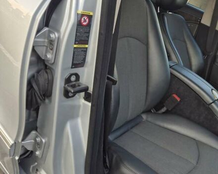 Серый Мерседес Е-Класс, объемом двигателя 1.8 л и пробегом 219 тыс. км за 10500 $, фото 12 на Automoto.ua