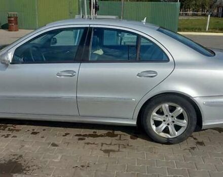 Мерседес Е-Класс 2007 в Одессе на Automoto.ua Серый Мерседес Е-Класс, объемом двигателя 2.15 л и пробегом 290 тыс. км за 8500 $, фото 6 на Automoto.ua