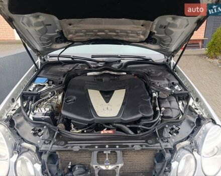 Серый Мерседес Е-Класс, объемом двигателя 2.99 л и пробегом 399 тыс. км за 9500 $, фото 60 на Automoto.ua