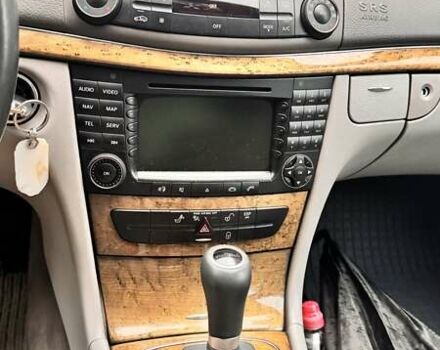 Сірий Мерседес Е-Клас, об'ємом двигуна 3 л та пробігом 244 тис. км за 8500 $, фото 14 на Automoto.ua