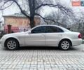 Серый Мерседес Е-Класс, объемом двигателя 2.1 л и пробегом 300 тыс. км за 8800 $, фото 7 на Automoto.ua