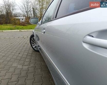 Серый Мерседес Е-Класс, объемом двигателя 2.99 л и пробегом 399 тыс. км за 9500 $, фото 54 на Automoto.ua