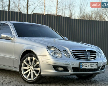 Сірий Мерседес Е-Клас, об'ємом двигуна 2.2 л та пробігом 295 тис. км за 9999 $, фото 95 на Automoto.ua