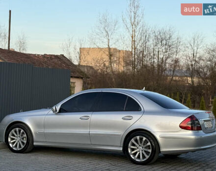 Сірий Мерседес Е-Клас, об'ємом двигуна 2.2 л та пробігом 295 тис. км за 9999 $, фото 105 на Automoto.ua