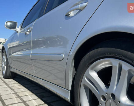 Сірий Мерседес Е-Клас, об'ємом двигуна 1.8 л та пробігом 151 тис. км за 9600 $, фото 3 на Automoto.ua