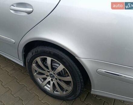 Серый Мерседес Е-Класс, объемом двигателя 2.99 л и пробегом 399 тыс. км за 9500 $, фото 62 на Automoto.ua