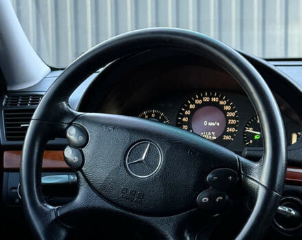 Сірий Мерседес Е-Клас, об'ємом двигуна 2.2 л та пробігом 295 тис. км за 9999 $, фото 25 на Automoto.ua