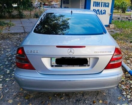 Сірий Мерседес Е-Клас, об'ємом двигуна 1.8 л та пробігом 254 тис. км за 4500 $, фото 4 на Automoto.ua