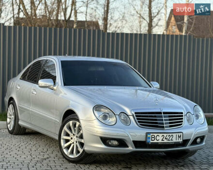 Сірий Мерседес Е-Клас, об'ємом двигуна 2.2 л та пробігом 295 тис. км за 9999 $, фото 79 на Automoto.ua