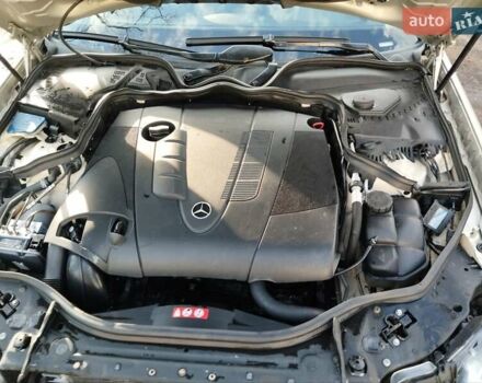 Серый Мерседес Е-Класс, объемом двигателя 2.2 л и пробегом 370 тыс. км за 8700 $, фото 6 на Automoto.ua