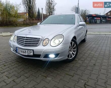 Серый Мерседес Е-Класс, объемом двигателя 2.99 л и пробегом 399 тыс. км за 9500 $, фото 1 на Automoto.ua