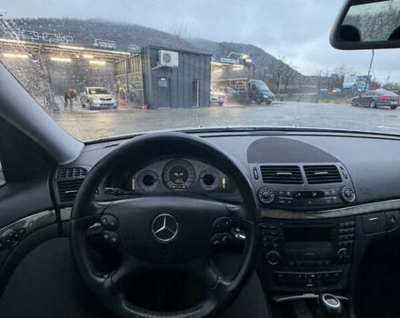 Сірий Мерседес Е-Клас, об'ємом двигуна 2.1 л та пробігом 278 тис. км за 10800 $, фото 14 на Automoto.ua