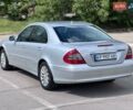 Серый Мерседес Е-Класс, объемом двигателя 2.1 л и пробегом 404 тыс. км за 8350 $, фото 5 на Automoto.ua