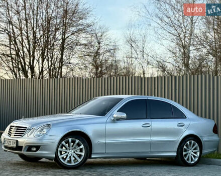 Сірий Мерседес Е-Клас, об'ємом двигуна 2.2 л та пробігом 295 тис. км за 9999 $, фото 63 на Automoto.ua