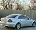 Сірий Мерседес Е-Клас, об'ємом двигуна 2.2 л та пробігом 295 тис. км за 9999 $, фото 116 на Automoto.ua