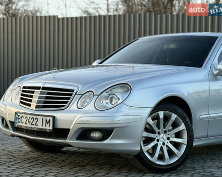 Сірий Мерседес Е-Клас, об'ємом двигуна 2.2 л та пробігом 295 тис. км за 9999 $, фото 67 на Automoto.ua