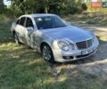 Мерседес Е-Класс 2007 в Виннице на Automoto.ua Серый Мерседес Е-Класс, объемом двигателя 2.15 л и пробегом 319 тыс. км за 7900 $, фото 4 на Automoto.ua