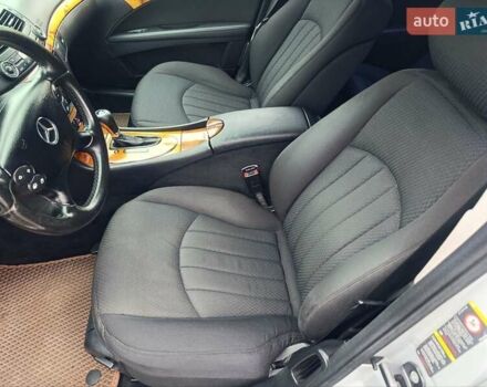 Серый Мерседес Е-Класс, объемом двигателя 2.99 л и пробегом 399 тыс. км за 9500 $, фото 37 на Automoto.ua