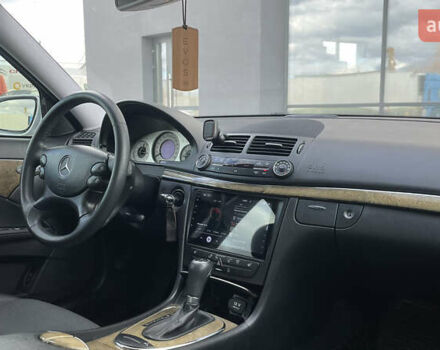Мерседес Е-Клас 2007 у Івано-Франківську на Automoto.ua Сірий Мерседес Е-Клас, об'ємом двигуна 1.8 л та пробігом 227 тис. км за 7999 $, фото 30 на Automoto.ua