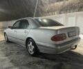 Серый Мерседес Е-Класс, объемом двигателя 3 л и пробегом 430 тыс. км за 4600 $, фото 2 на Automoto.ua