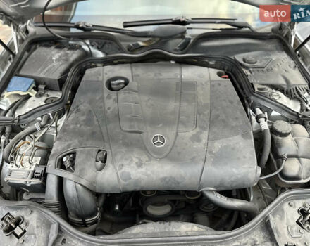 Сірий Мерседес Е-Клас, об'ємом двигуна 2.2 л та пробігом 319 тис. км за 7200 $, фото 15 на Automoto.ua