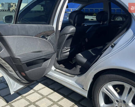 Сірий Мерседес Е-Клас, об'ємом двигуна 1.8 л та пробігом 151 тис. км за 9600 $, фото 11 на Automoto.ua