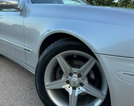 Серый Мерседес Е-Класс, объемом двигателя 2.15 л и пробегом 313 тыс. км за 8000 $, фото 4 на Automoto.ua