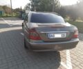 Сірий Мерседес Е-Клас, об'ємом двигуна 2.2 л та пробігом 300 тис. км за 11000 $, фото 3 на Automoto.ua