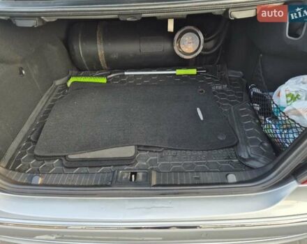 Серый Мерседес Е-Класс, объемом двигателя 1.8 л и пробегом 219 тыс. км за 10500 $, фото 29 на Automoto.ua