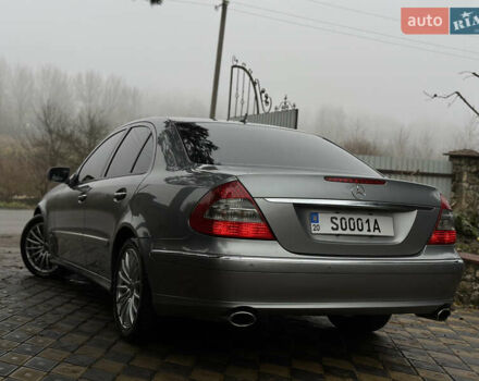 Серый Мерседес Е-Класс, объемом двигателя 3 л и пробегом 370 тыс. км за 8950 $, фото 14 на Automoto.ua
