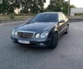 Серый Мерседес Е-Класс, объемом двигателя 2.2 л и пробегом 350 тыс. км за 8000 $, фото 4 на Automoto.ua