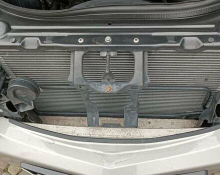 Серый Мерседес Е-Класс, объемом двигателя 2.15 л и пробегом 259 тыс. км за 10400 $, фото 27 на Automoto.ua