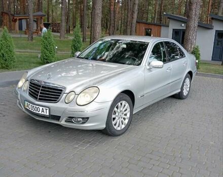 Серый Мерседес Е-Класс, объемом двигателя 2.2 л и пробегом 315 тыс. км за 7850 $, фото 1 на Automoto.ua