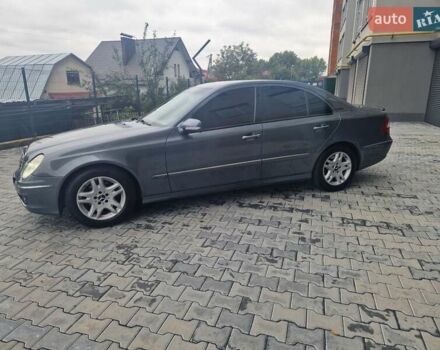 Сірий Мерседес Е-Клас, об'ємом двигуна 1.8 л та пробігом 257 тис. км за 7800 $, фото 9 на Automoto.ua