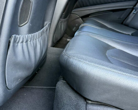 Серый Мерседес Е-Класс, объемом двигателя 3 л и пробегом 240 тыс. км за 15000 $, фото 16 на Automoto.ua