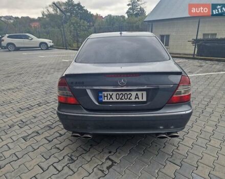 Сірий Мерседес Е-Клас, об'ємом двигуна 1.8 л та пробігом 257 тис. км за 7800 $, фото 16 на Automoto.ua