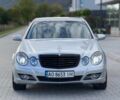 Сірий Мерседес Е-Клас, об'ємом двигуна 3 л та пробігом 300 тис. км за 7800 $, фото 1 на Automoto.ua
